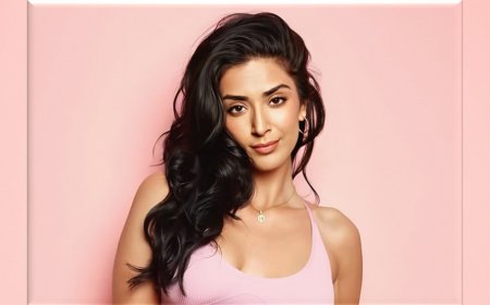 Jaskiran Kaur Dazzles Miami Swim Week with Graceful Runway Walk and Andrea Venturoli's Exquisite Creations in Stunning 4K60 Resolution